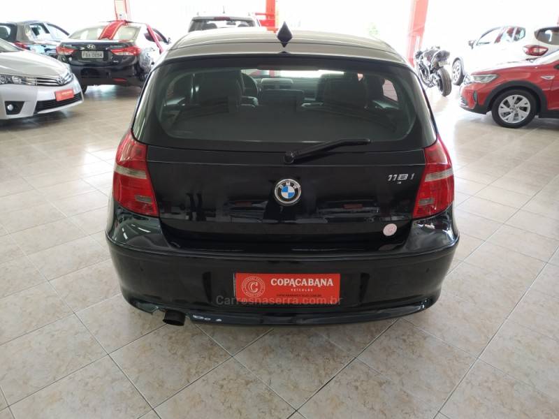 BMW - 118I - 2010/2010 - Preta - R$ 49.900,00