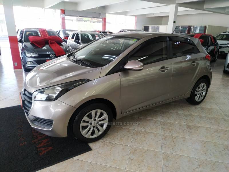 HYUNDAI - HB20 - 2017/2017 - Cinza - R$ 56.900,00