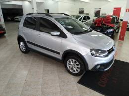 VOLKSWAGEN - CROSSFOX - 2014/2014 - Prata - R$ 45.900,00