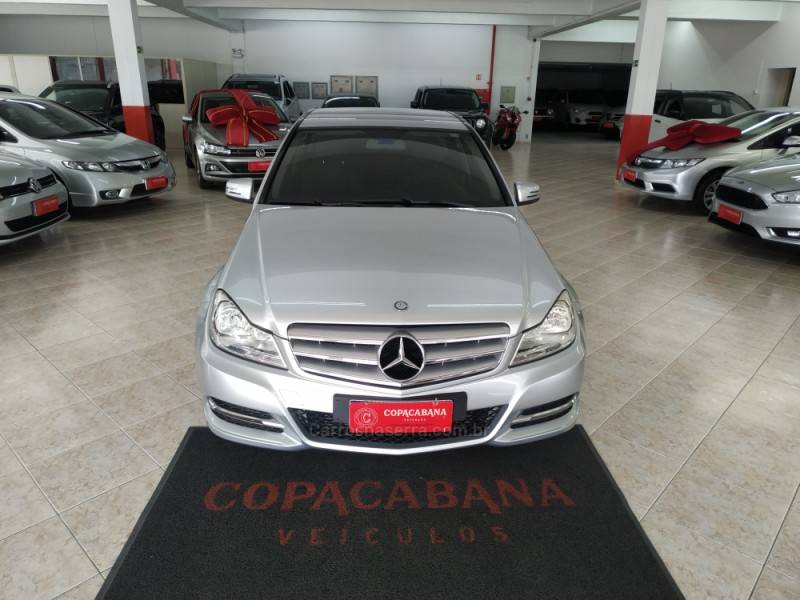 MERCEDES-BENZ - C 180 - 2012/2012 - Prata - R$ 65.000,00