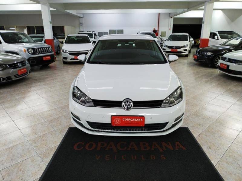 VOLKSWAGEN - GOLF - 2015/2015 - Branca - R$ 78.900,00