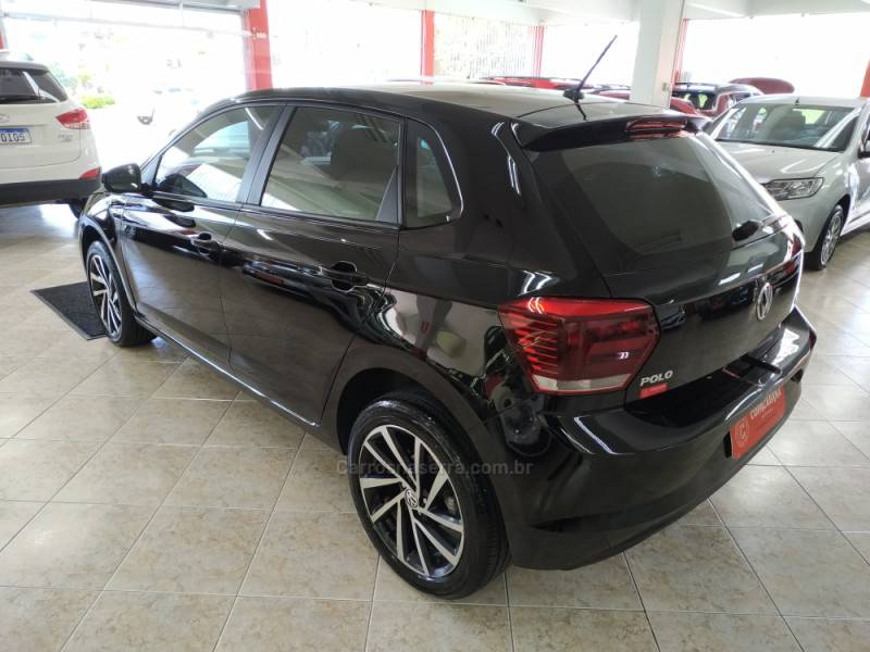 VOLKSWAGEN - POLO - 2020/2020 - Preta - R$ 79.900,00